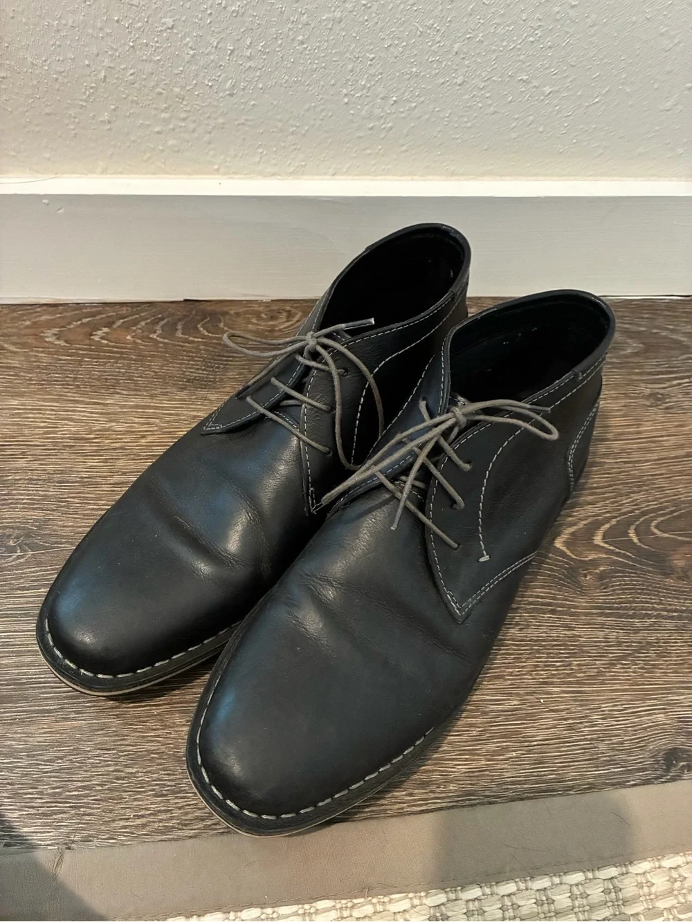 Steve Madden Black Leather Chukka Boots